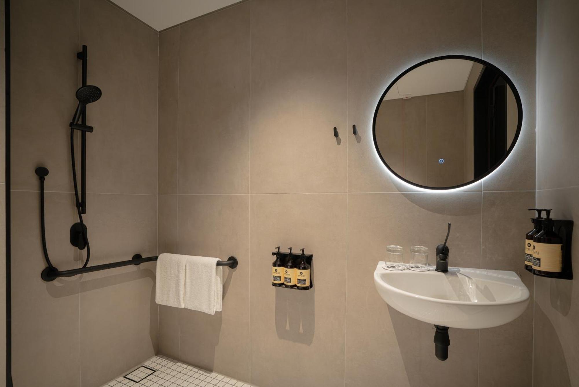 Auhotel -Zayed International Airport-Located In Transit Area -Onwards Boarding Pass Required Αμπού Ντάμπι Εξωτερικό φωτογραφία